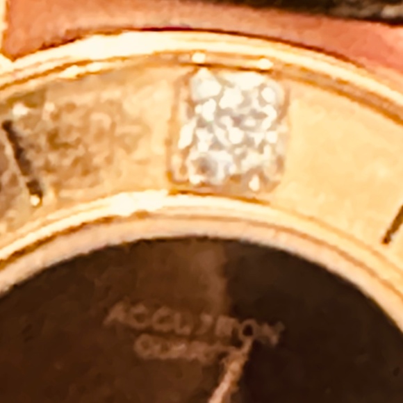 Bulova Accutron Quartz Watch President’s Award Diamond Accent Speidel Gen Lizard main image 6